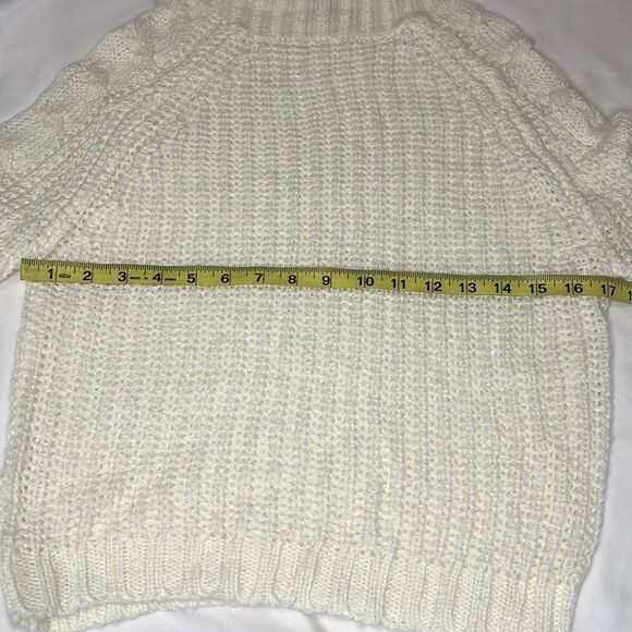 Planet Gold Women’s Ivory Cozy Cables Cowl Neck Sweater Size Medium - Picture 5 of 9